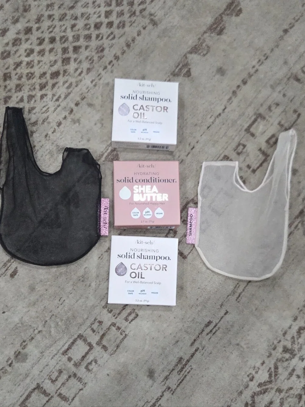 Kitsch Solid Shampoo & Conditioner Trio with Black & Blush Shampoo & Cond Bags
